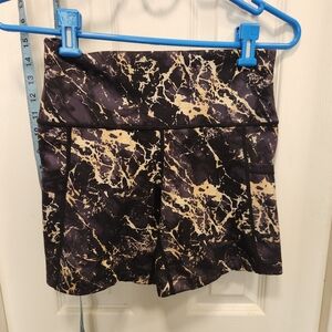 Cvg shorts size s